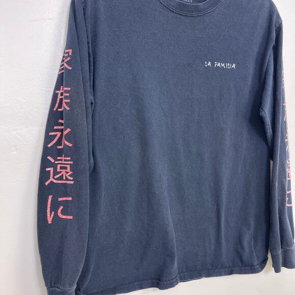 La Familia Tokyo Skyline Men's Long Sleeve T-Shirt - Picture 4 of 6